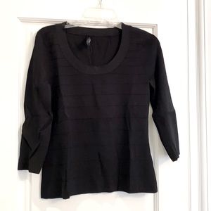 Black seawater. Ribbed front. Smooth back